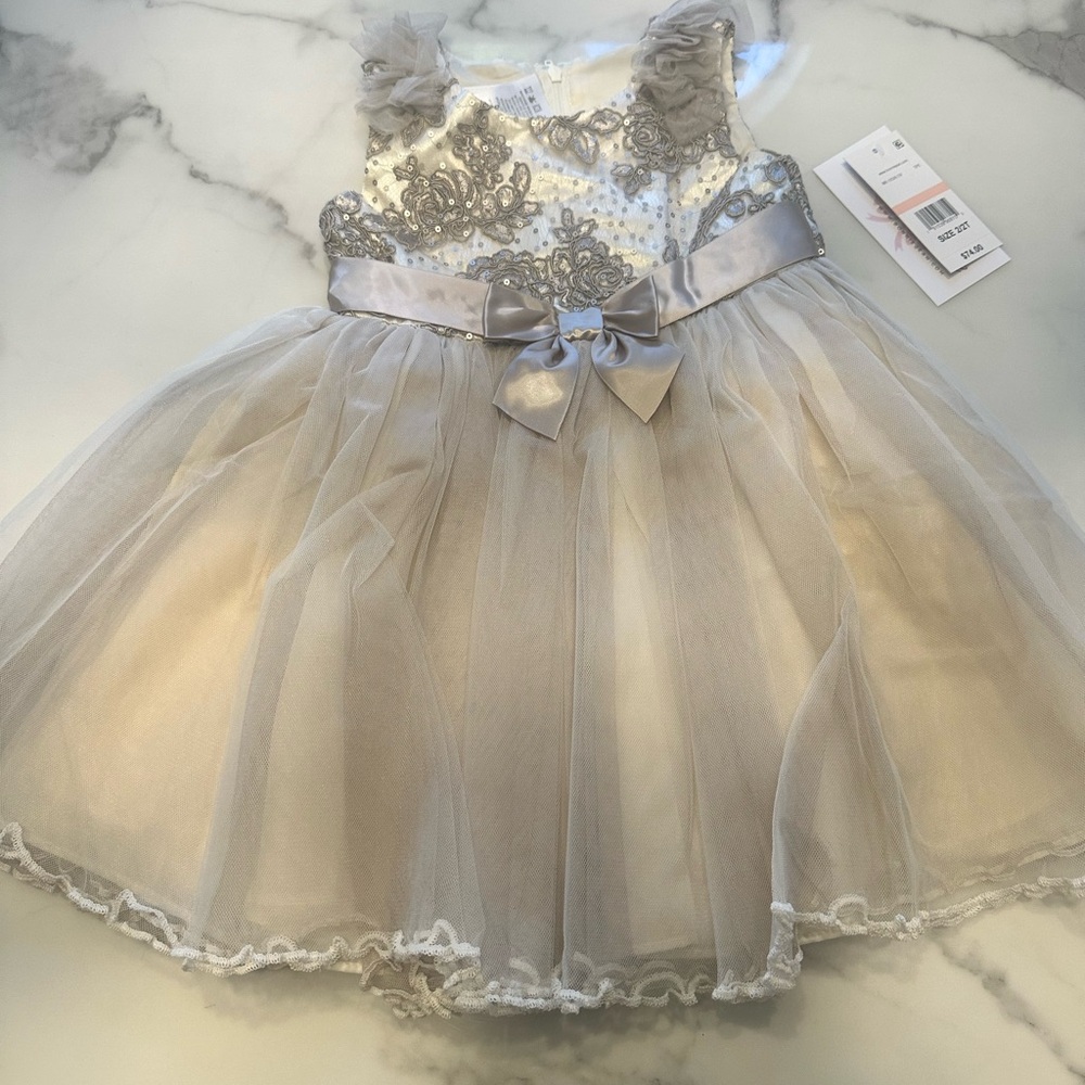 Bonnie Jean Silver and Cream Floral Dress